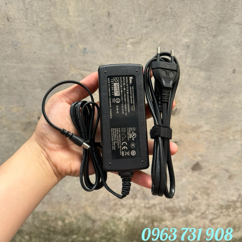 Adapter nguồn 12V-4A bóc thiết bị mạng viễn thông