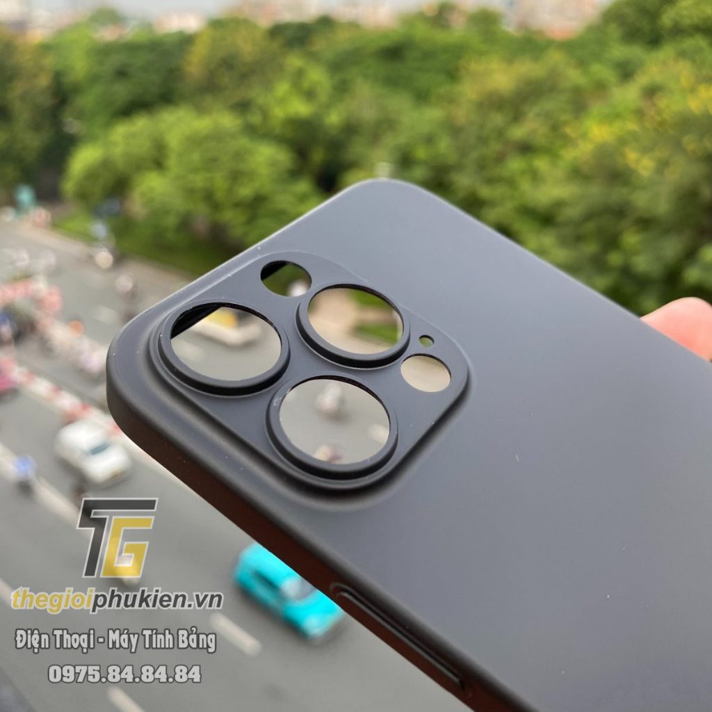 Ốp lưng lụa iPhone 15 Pro. iPhone 15 Pro Max chính hãng Memumi siêu mỏng 0.3mm