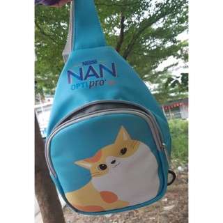 Túi đeo chéo con mèo.