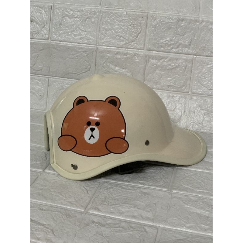 Mũ bảo hiểm lưỡi trai thể thao in hình gấu dễ thương cho nữ có khoét sau