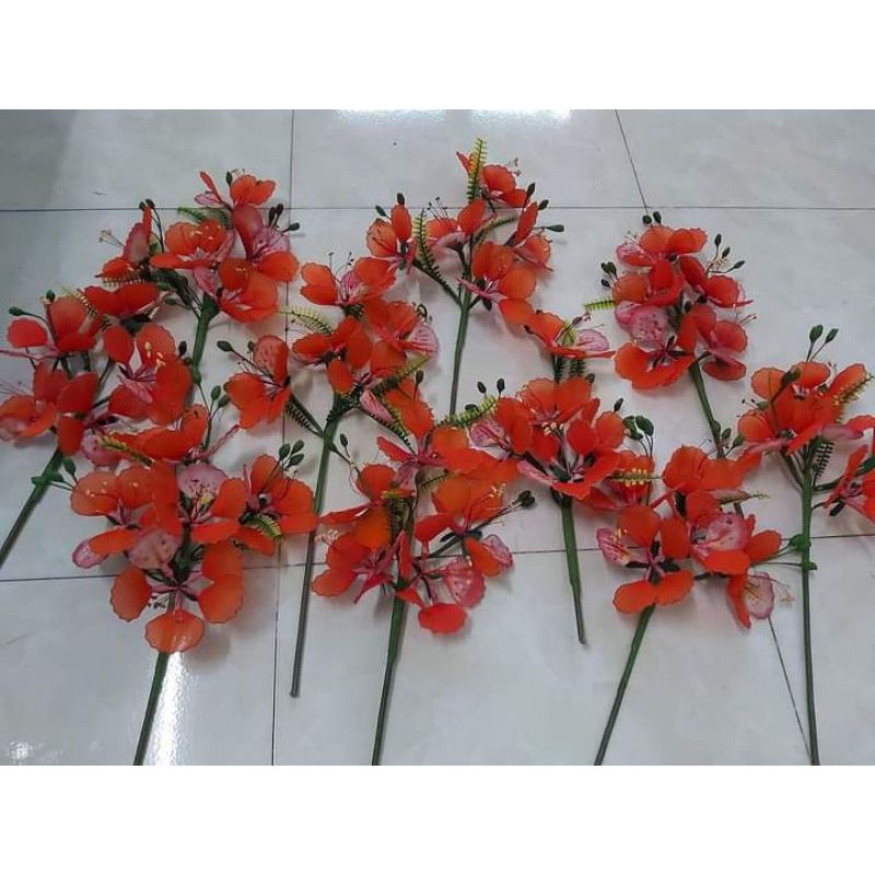 1 Cành hoa bằng lăng tím, 1 xcanh hoa phượng giả làm từ vải voan