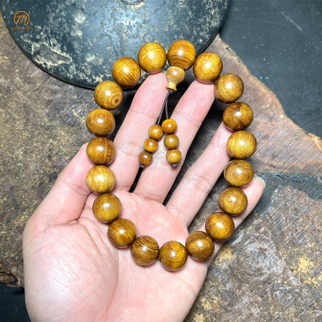 Chuỗi tràng niệm Phật 18 hạt gỗ Bách Xanh Mộc Châu, chuỗi gỗ thơm