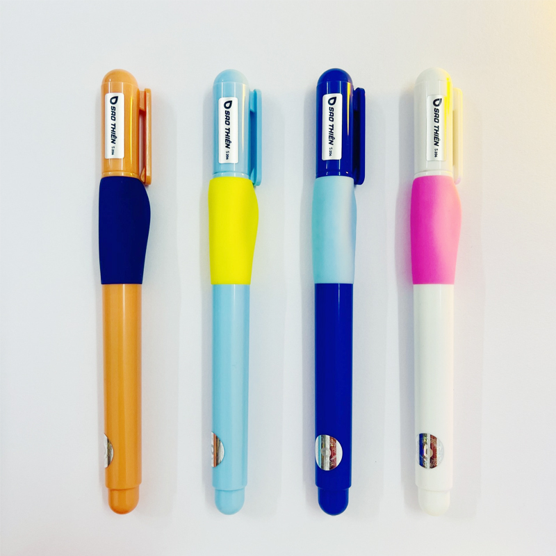Bút máy Sao Thiên s206 có đệm định vị tay cầm bút chuẩn cho học sinh