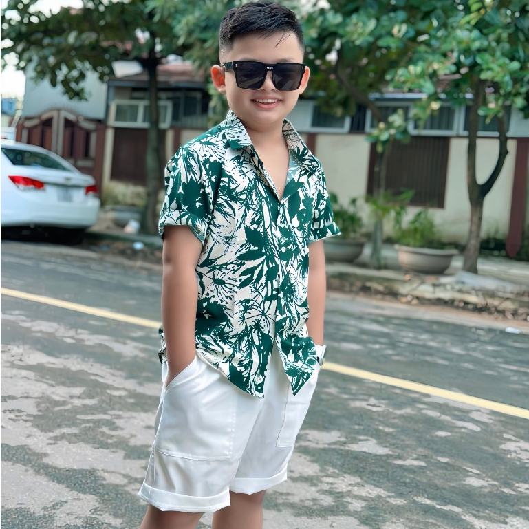 Áo sơ mi công tử soái ca ngắn tay họa tiết xanh đẹp lạ cho bé đi học đi chơi dịp lễ giáng sinh tết đi tiệc 12kg đến 52kg