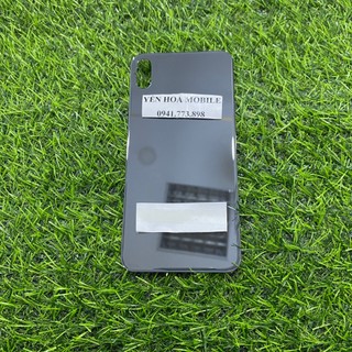 Mặt lưng lỗ bé thay thế cho ip xsm