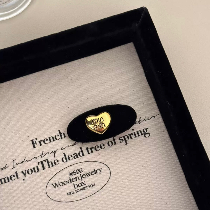 Kẹp tóc mái mini nhung đính trái tim điểm nhấn cho nữ KM133