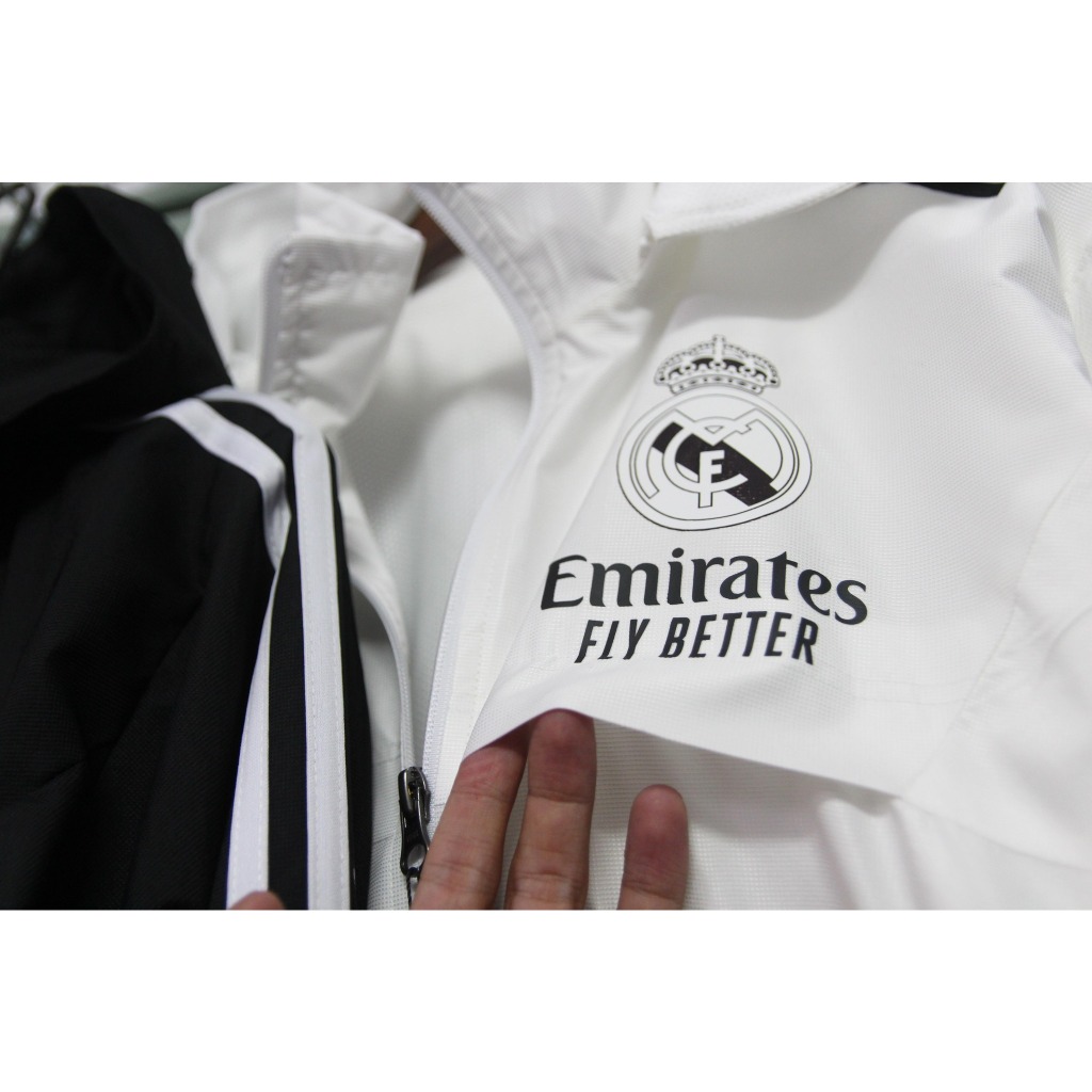 Áo Khoác Real Madrid Trắng - Đen Mẫu mới nhất 2023/2024