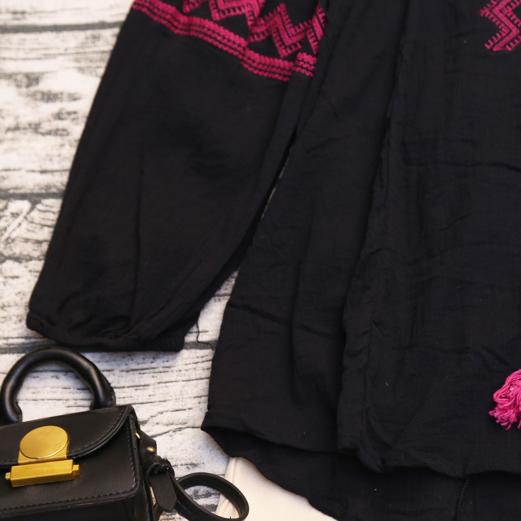 ÁO XÔ MUSLIN ĐEN THÊU