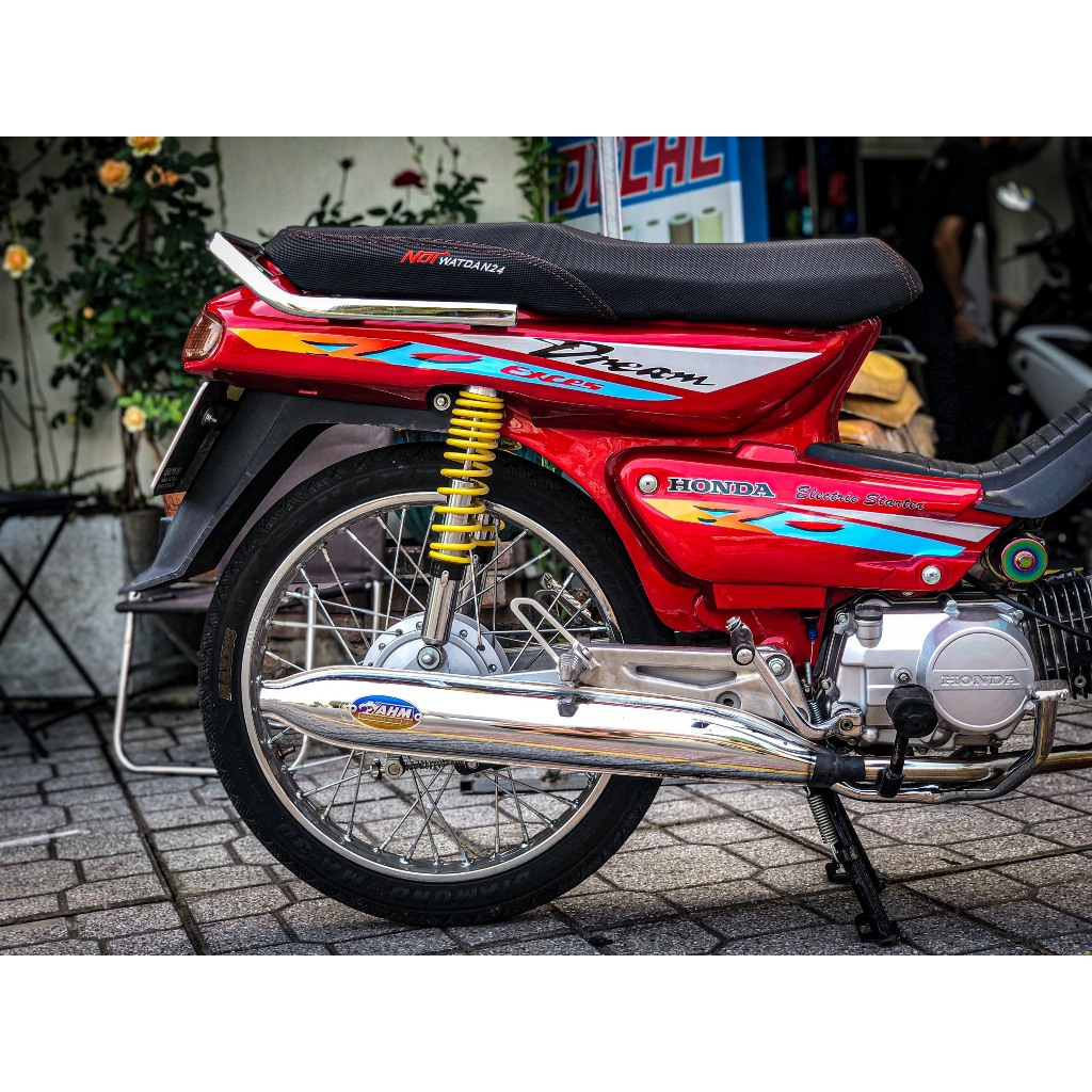 TEM CHẾ DREAM LÙN DÀNH CHO XE ĐỎ