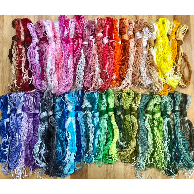 Lẻ chỉ thêu loang màu dài 15m/màu (bảng 1)