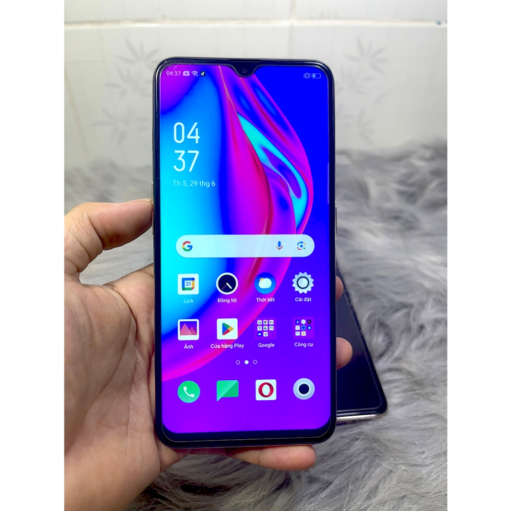 Điện thoại cảm ứng cũ Oppo F11 (8GB/256GB) mới 99% cấu hình mạnh chơi game mượt