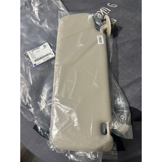 Tấm chắn nắng trong xe bên trái spark hàng gm:42456583