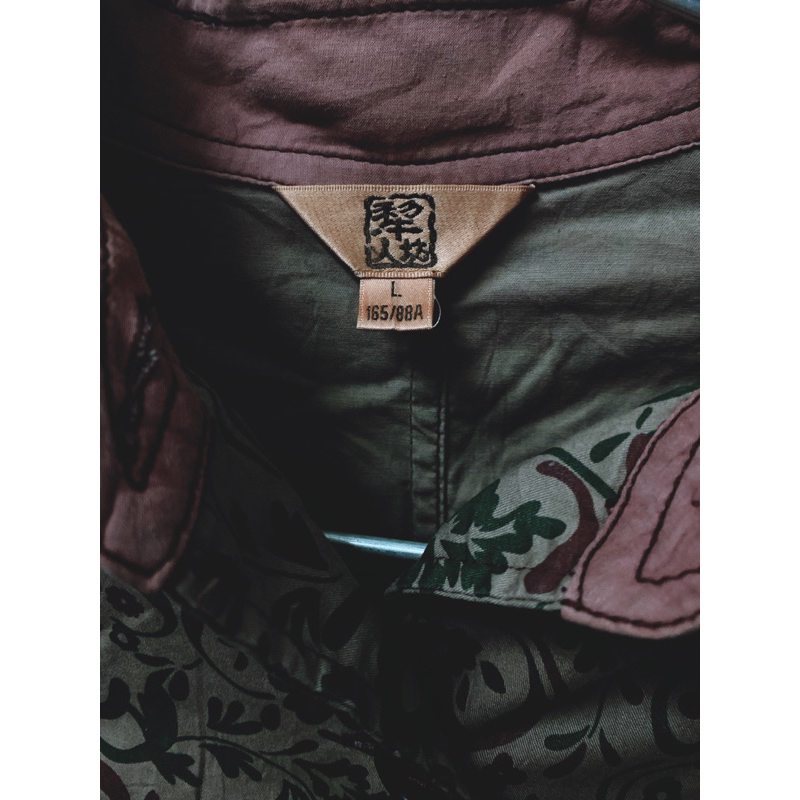 Đầm hiệu thanh lý giá rẻ tay dài hoạ tiết hoa văn sang trọng