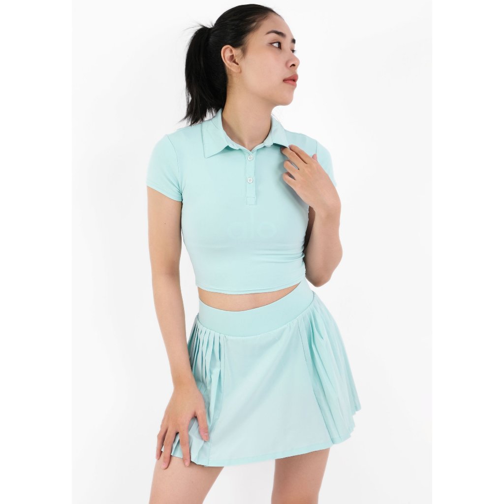 Áo croptop 9ODegree có cổ nút