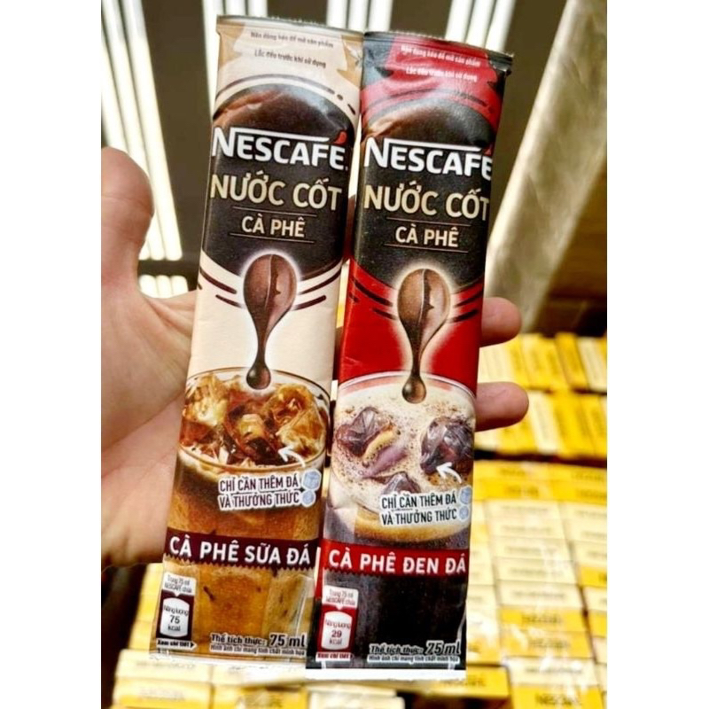 Hộp gồm 2 gói: 1 gói nước cốt cà phê đen đá + 1 gói nước cốt cà phê sữa đá.