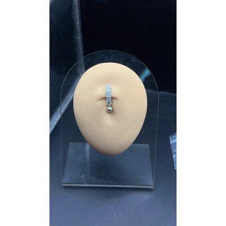Khuyên rốn bạc ổ kết đá