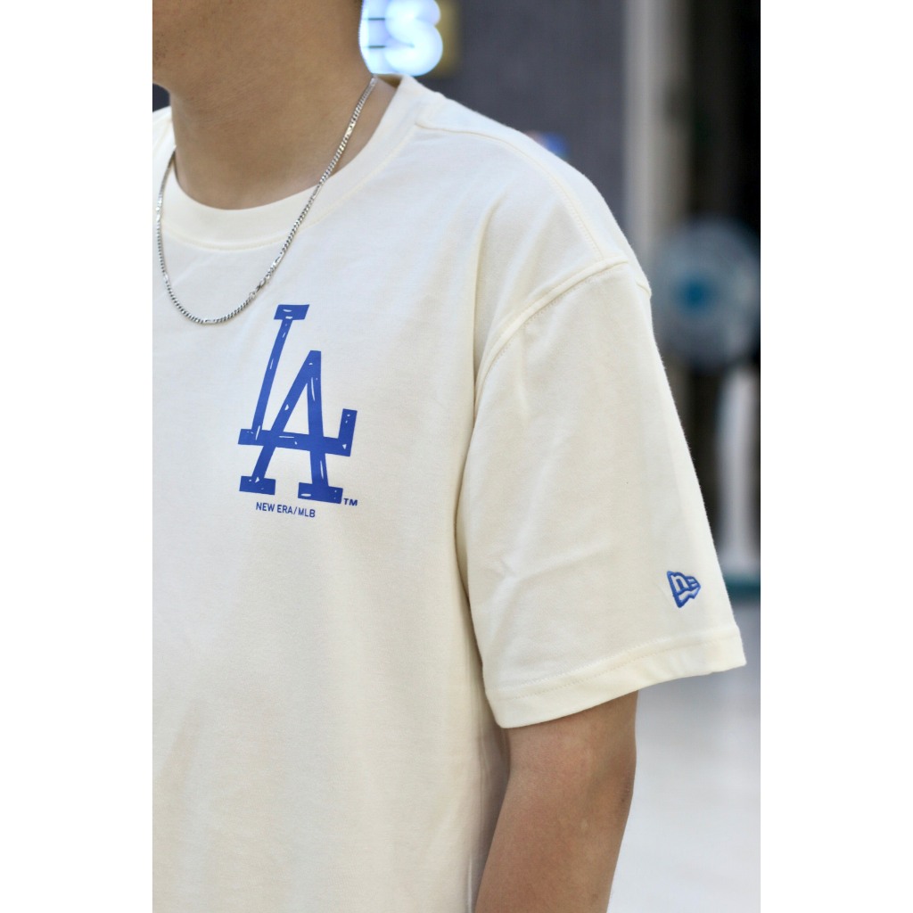 Áo Thun New Era - La Vẽ Tay - Kem - Code: 13702562