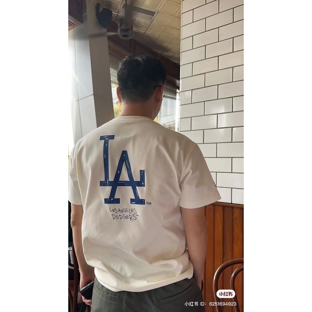 Áo Thun New Era - La Vẽ Tay - Kem - Code: 13702562