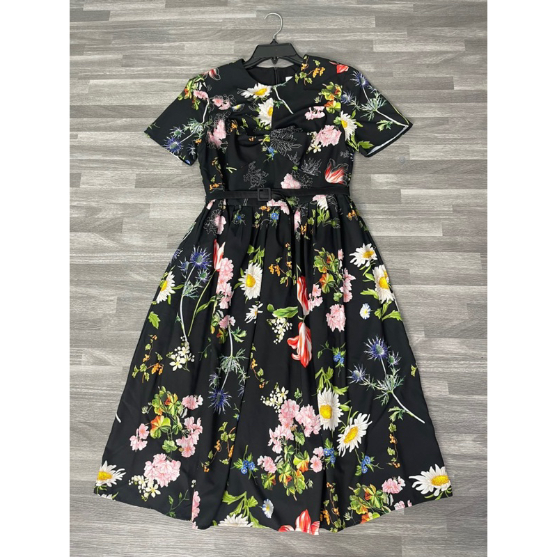 ĐẦM HOA OSCA DELA RENTA