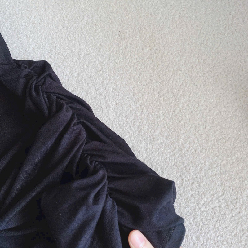 SET ĐẦM BODY ĐEN 2 DÂY NHÚN RÚT KÈM KHOÁC XÁM VIỀN ĐEN