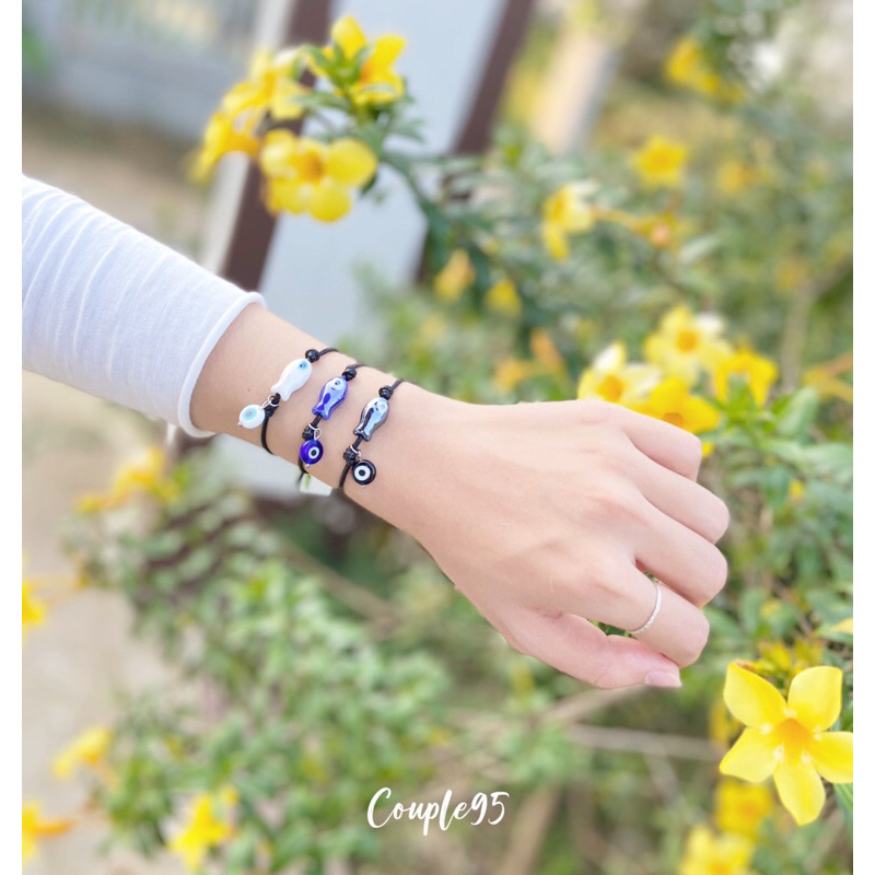 Vòng tay cá mắt quỷ thắt giữa