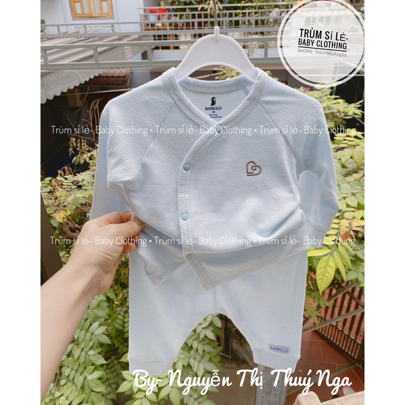 BAMBOLA Bộ áo quần dày tay BAMBOLA cài cúc chéo/ cúc giữa chất liệu cotton nu petit cao cấp cho bé yêu từ 0 - 6 tháng