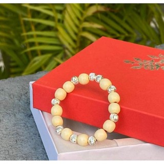 Vòng dâu tằm cho bé kèm bi bạc. D4 Ánh Dương Shop