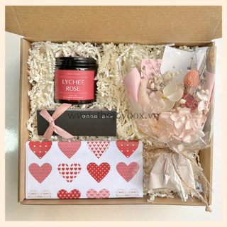 Quà tặng bạn gái sweet as you - hộp quà tặng bạn gái chocolate, hoa khô, nến thơm cao cấp the joy box