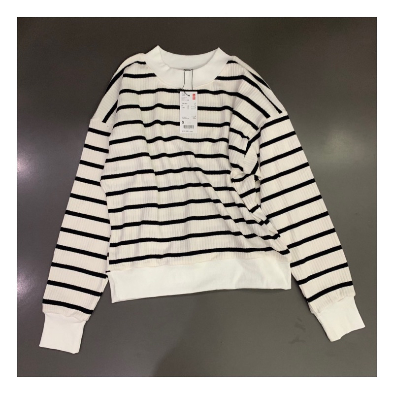 Áo Uni*** tay dài gân sọc xuất xịn