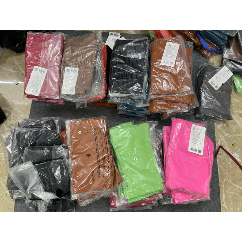 Quần Legging Nữ Tập Gym Tập Yoga Nhiều Mầu Co Giãn Tốt Hàng Xuất Lulu