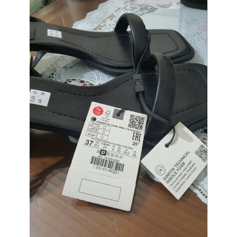 Dép sandal quai mảnh cao 5 phân Zara còn size 39