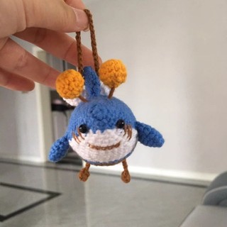 Móc khoá cá ong bằng len handmade