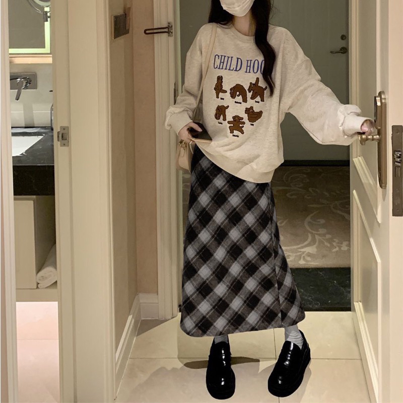 CHÂN VÁY DẠ KẺ CARO DÁNG DÀI XẺ VẠT SAU style Ulzzang