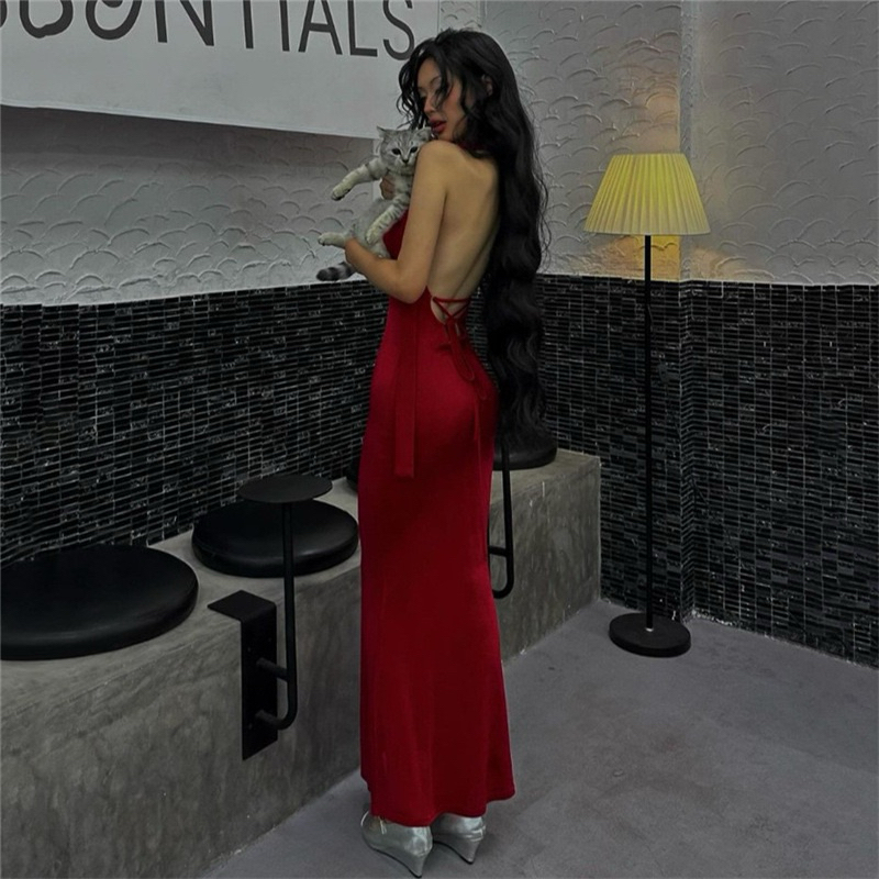 Đầm cổ đổ phối dây hở ngực gợi cảm ôm body dáng dài hở buộc dây lưng đơn sắc tôn dáng phong cách quyến rũ cổ điển