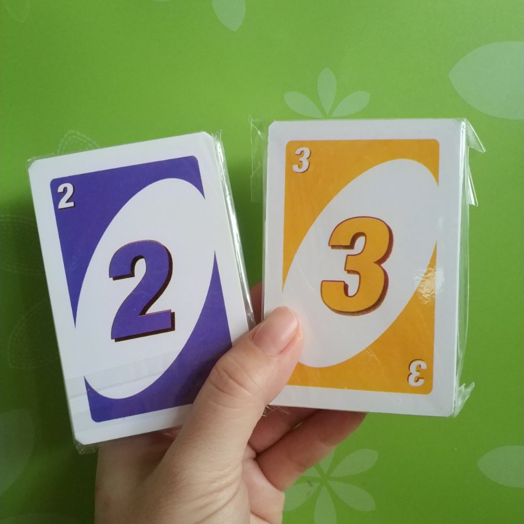 Bộ bài UNO giấy cơ bản 108 lá - Trò chơi vui nhộn cho gia đình và bạn bè