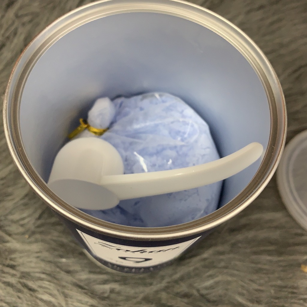 Bột tẩy tóc Keroa lên tông 9,10 màu xanh và trắng 700g