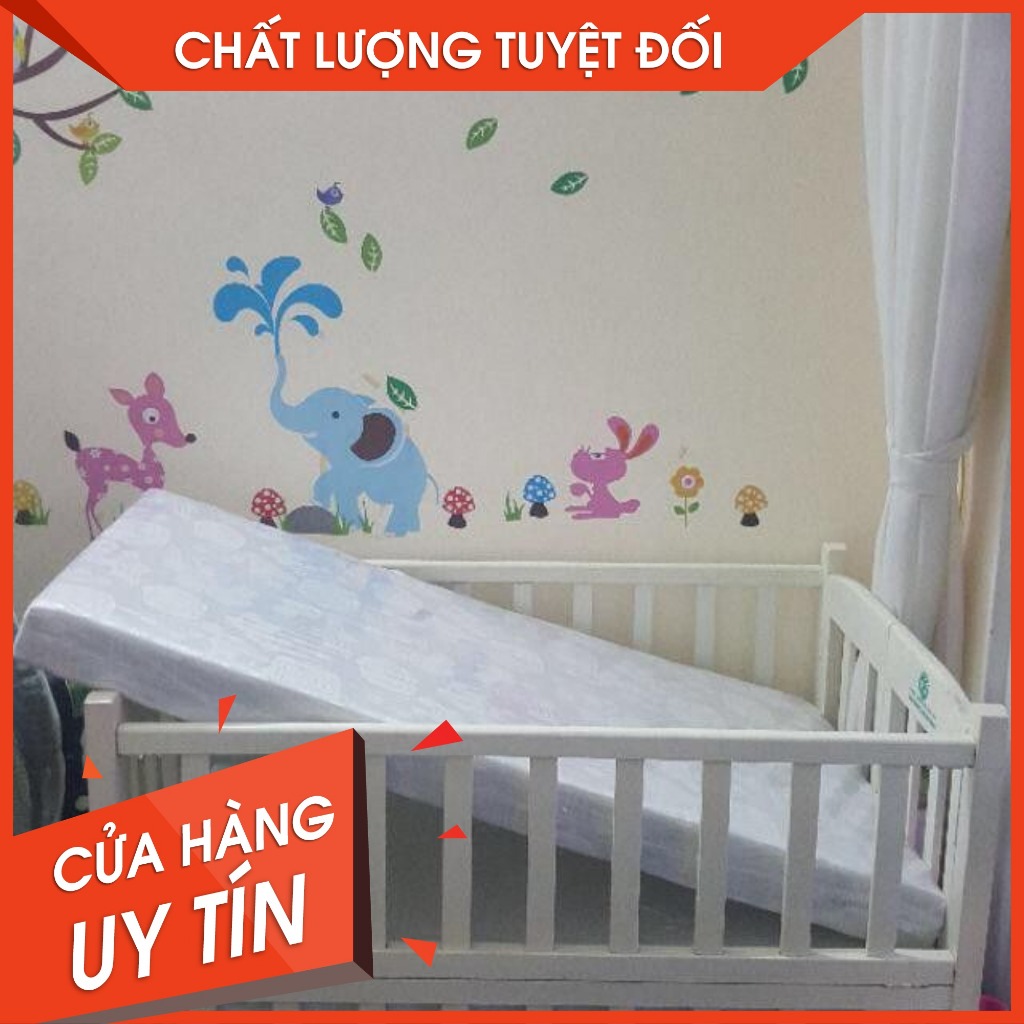 Đệm cũi bông ép vỏ bọc trắng có độ êm ái cho bé