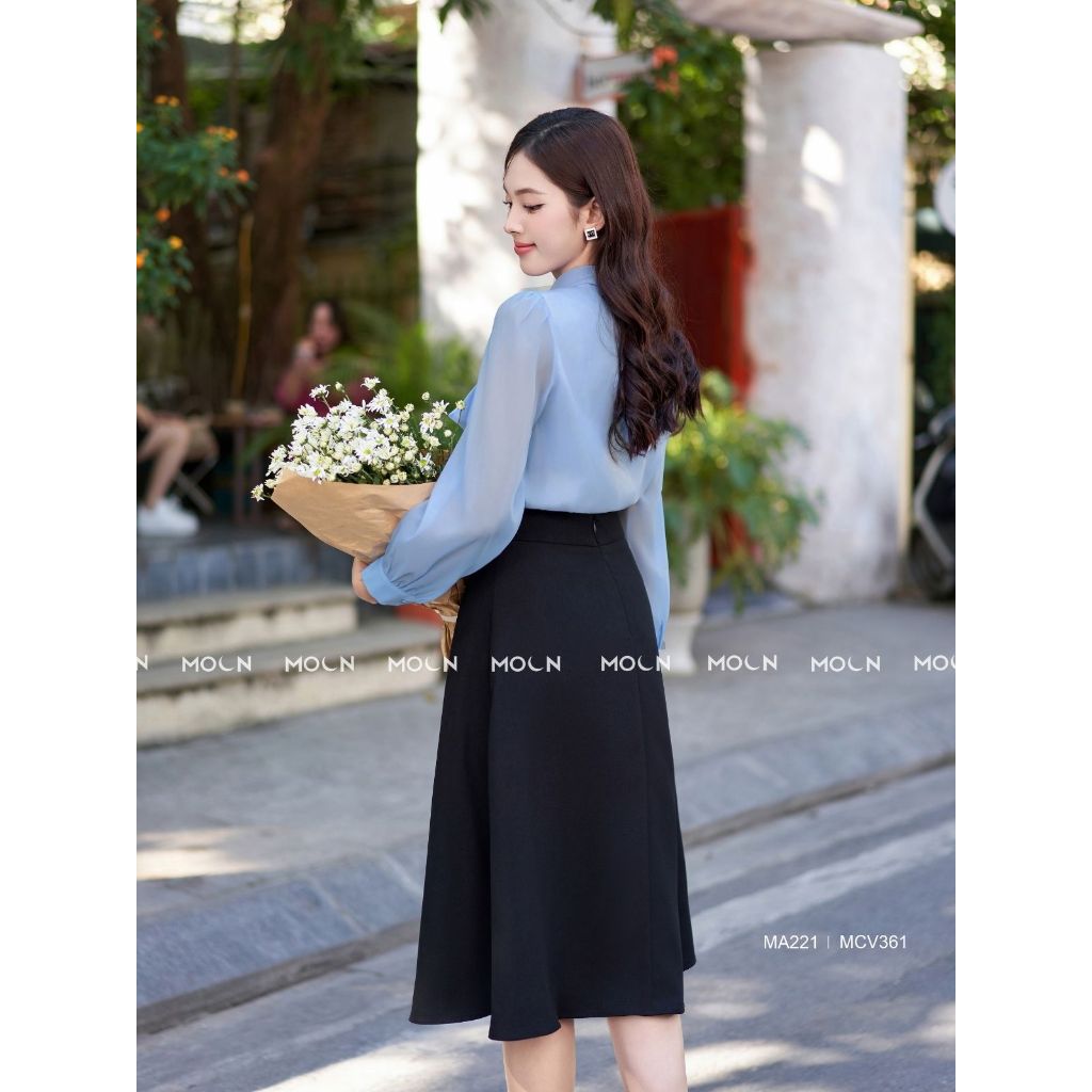 Áo sơ mi mix chân váy công sở 𝐌𝐎𝐎𝐍 áo dài tay cổ nơ chất tơ gương MA221 mix chân váy xòe chất tuyết mưa basic MCV361