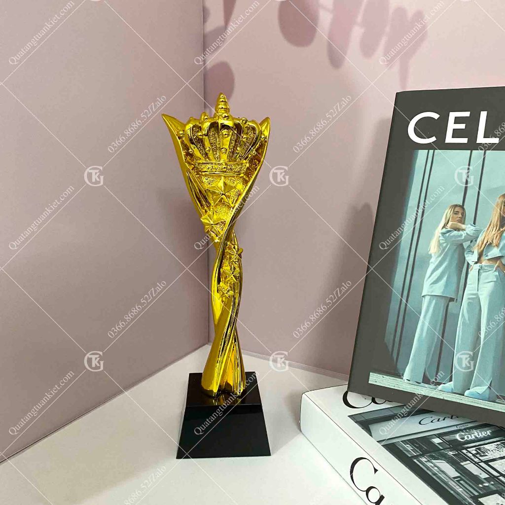 Cúp Pha Lê + Composite Mạ Vàng Hình Vương Miện TK18