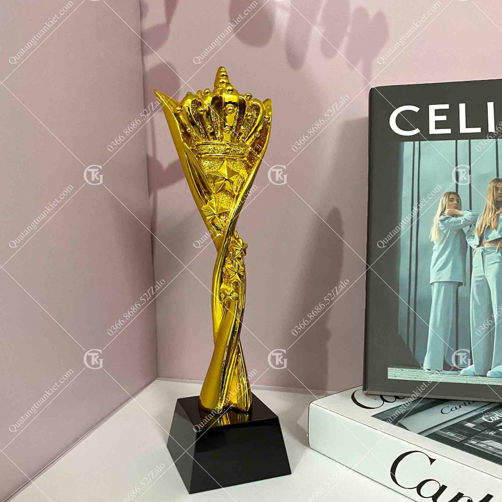 Cúp Pha Lê + Composite Mạ Vàng Hình Vương Miện TK18