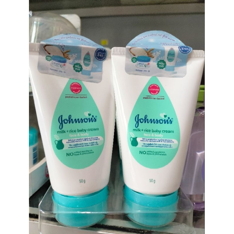 Kem dưỡng ẩm Johnson's baby cho mẹ và bé
