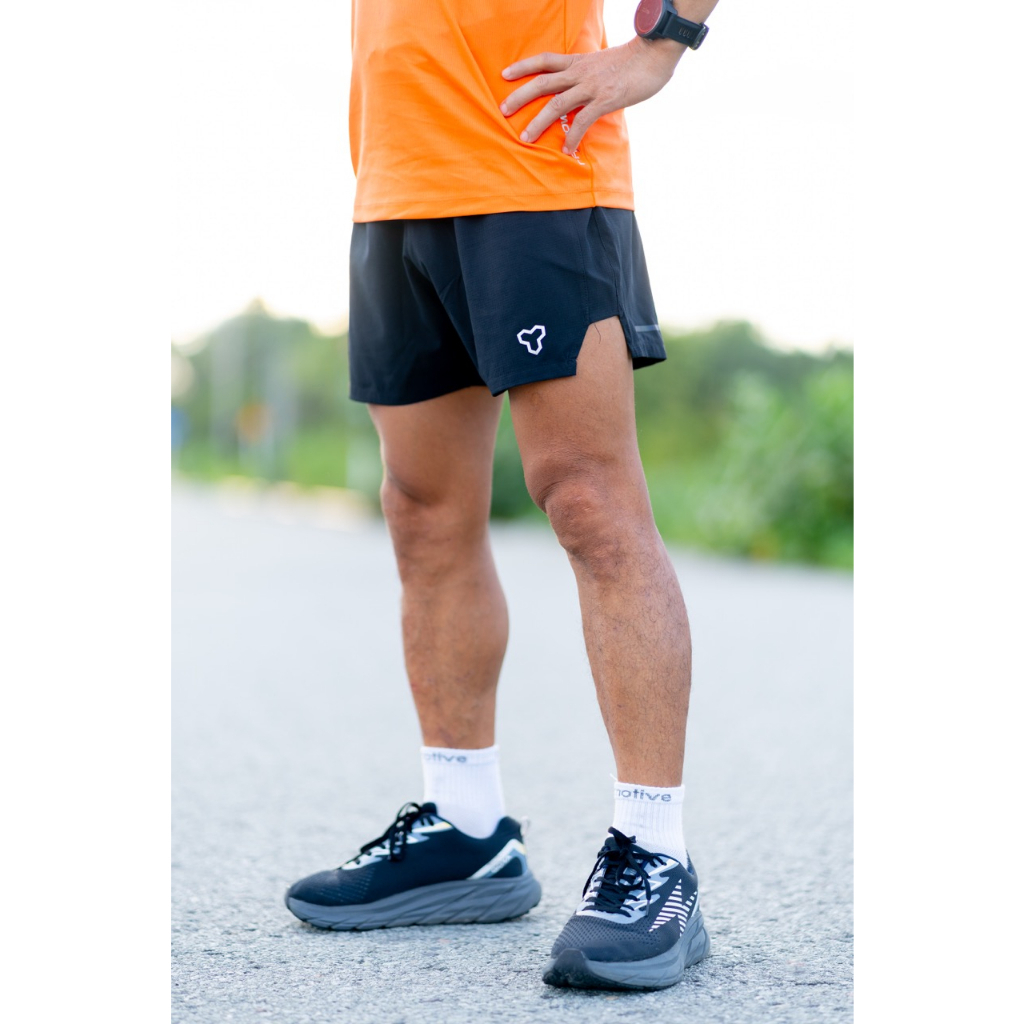 QUẦN THỂ THAO CHẠY BỘ CÓ SẴN ĐAI LIỀN QUẦN THƯƠNG HIỆU MOTIVE.