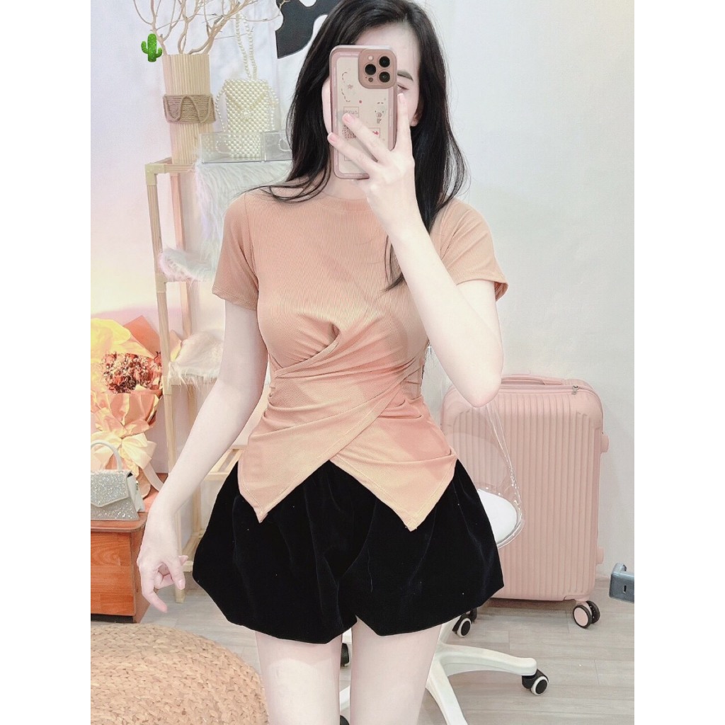 🍒🍒🍒🌵🌵quần đùi nhung bí phối hai nút lưng thun free size pc