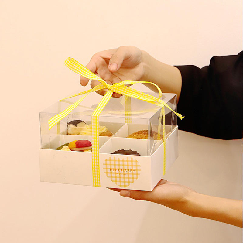 Hộp đựng bánh cupcake, muffin chia ngăn 4/6 ô kèm nắp mica