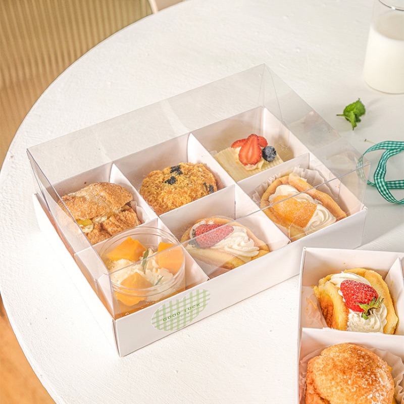 Hộp đựng bánh cupcake, muffin chia ngăn 4/6 ô kèm nắp mica