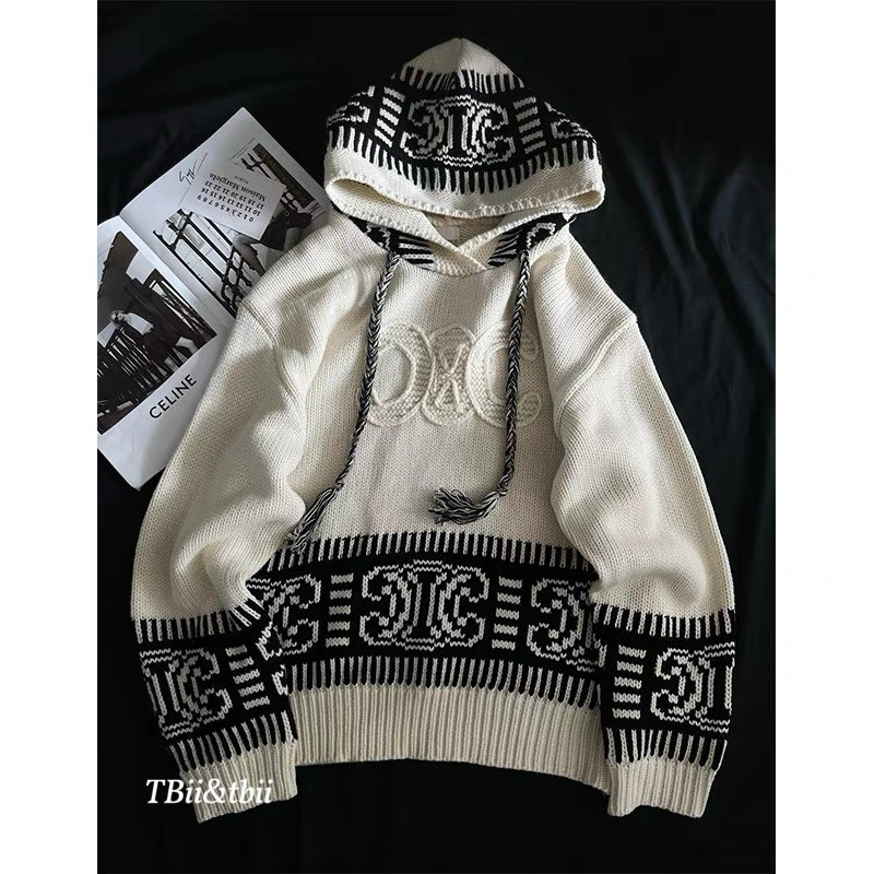 Áo len Ce.line có mũ siêu hot Kiều Trang