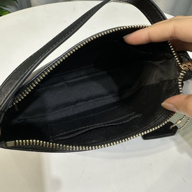 Túi Coach Nolita 19