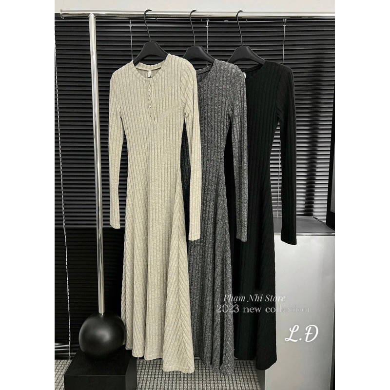 Váy len trơn xoè dáng dài cổ V đơn giản mà sang chảnh