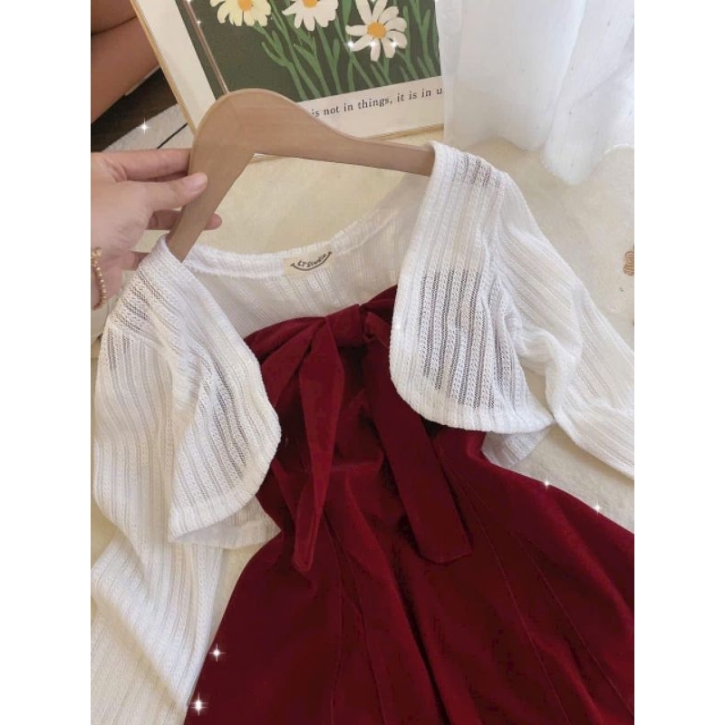 Set đầm thời trang nữ chất vải nhung cứng màu đỏ kèm áo khoác len ren