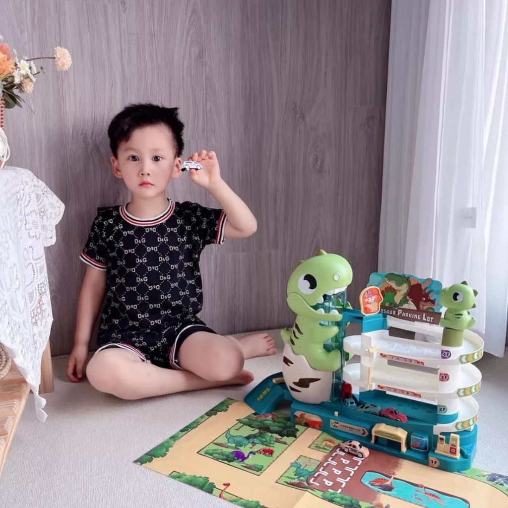 Đồ Chơi Bãi Đậu Xe Hầm Khủng Long Cỡ Lớn Kèm 6 Xe Trượt Và Tấm Đáy